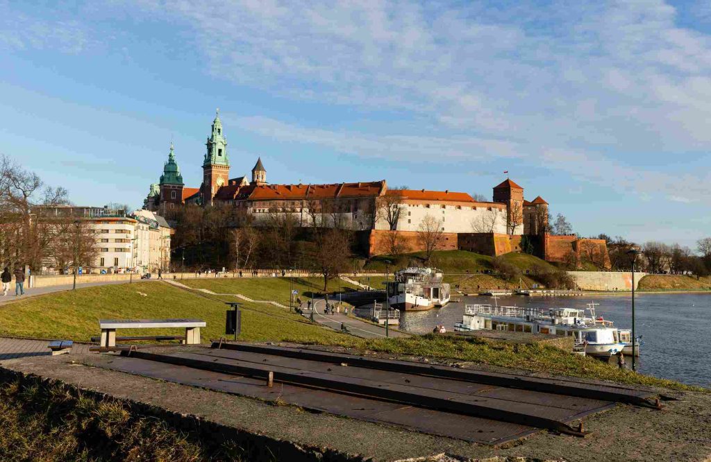 kto przeniósł stolicę do Krakowa